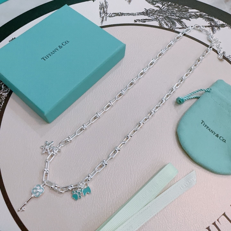 T*f*ny necklaces